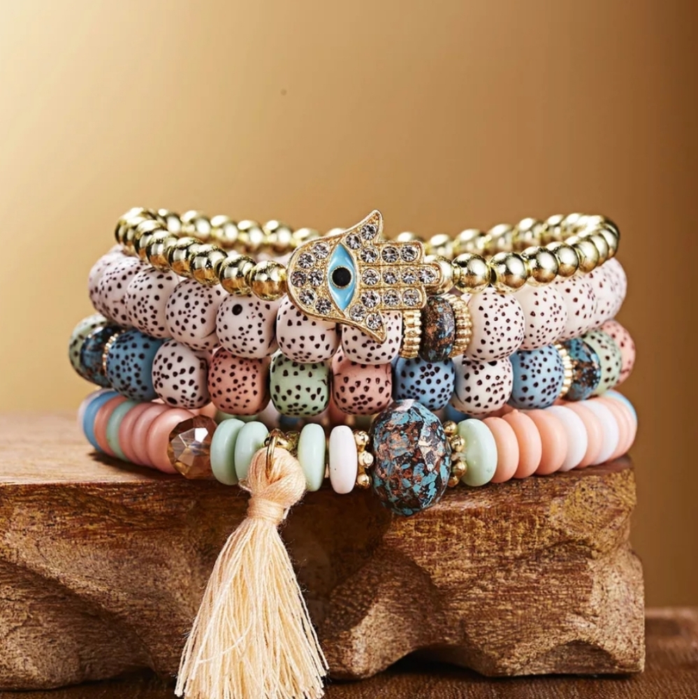 Beaded Evil Eye Hamsa Hand Charm Bracelet - Picture 1 of 2